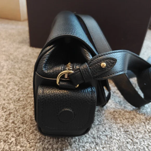 Coccinelle Campus Small Crossbody Bag in Black - Picture 3 of 7